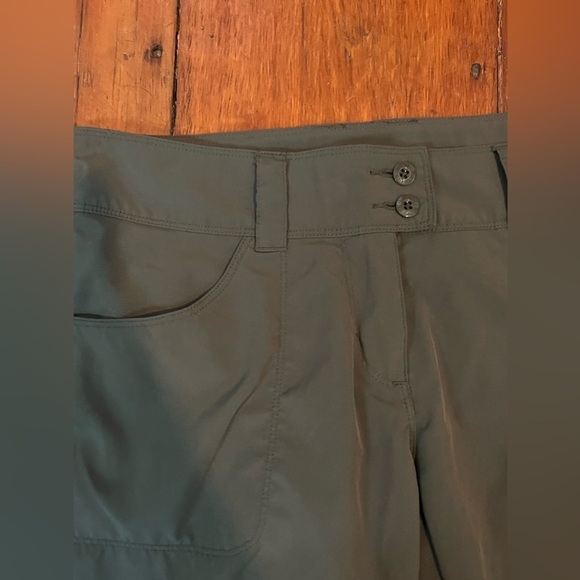 Lole cargo capri pants green utility belt loops pockets women’s size 8 EUC - Picture 3 of 7